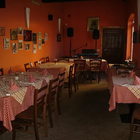 ベッド・アンド・ブレックファスト La Chicca