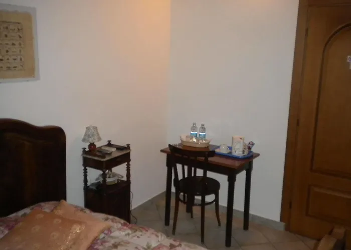 Oda ve Kahvaltı La Chicca